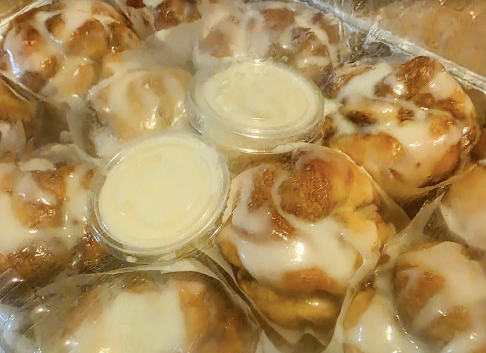 Twisted Cinna’bunz